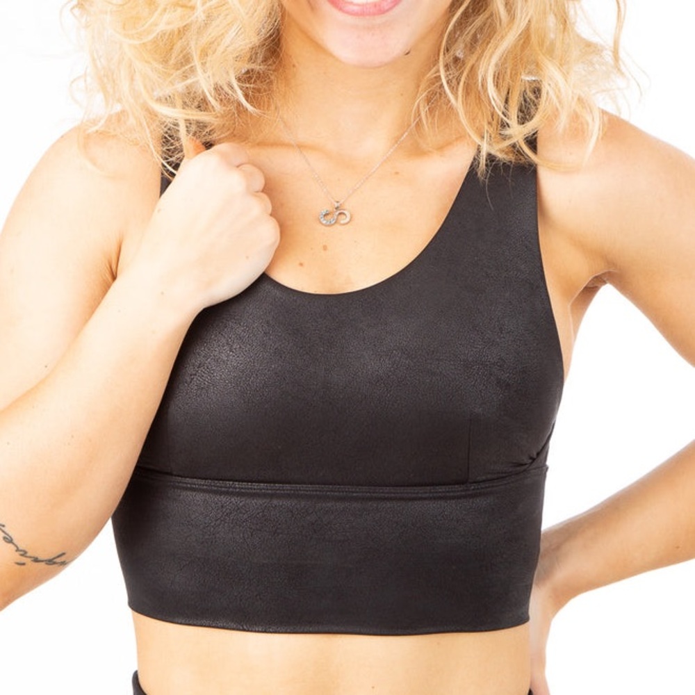 Curves n combatboots Executive black leather crop bra size medium